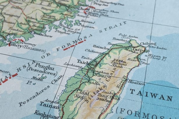 中国、台湾周辺で合同軍事演習を展開し対立激化