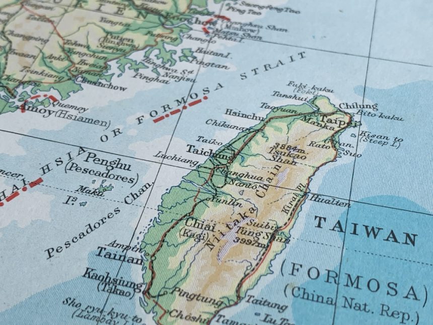 中国、台湾周辺で合同軍事演習を展開し対立激化